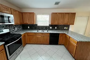 2211 Ruffian Ln, Stafford, TX 77477 - Photo 13