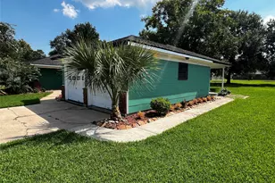 416 Azalea Dr, Baytown, TX 77520 - Photo 19
