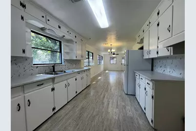 416 Azalea Drive, Baytown, TX 77520 - Photo 11