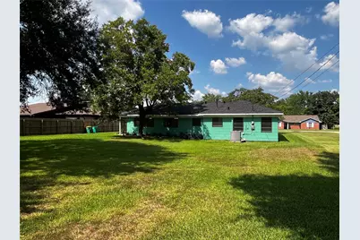416 Azalea Drive, Baytown, TX 77520 - Photo 19