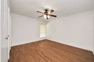 11415 Ella Lee Ln, Houston, TX 77077 - Photo 17