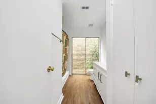 11415 Ella Lee Ln, Houston, TX 77077 - Photo 21