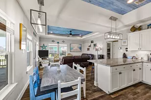 853 Wommack, Crystal Beach, TX 77650 - Photo 23