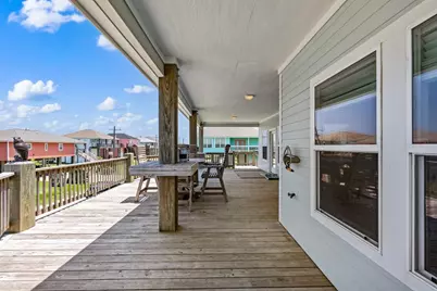 853 Wommack, Crystal Beach, TX 77650 - Photo 33