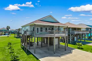 853 Wommack, Crystal Beach, TX 77650 - Photo 37
