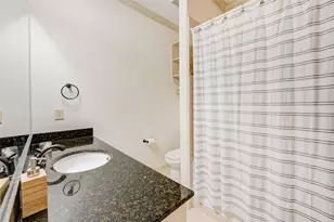 3105 Fairdale Oaks E, Houston, TX 77057 - Photo 7