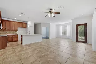 3 Avenswood Pl, The Woodlands, TX 77382 - Photo 3