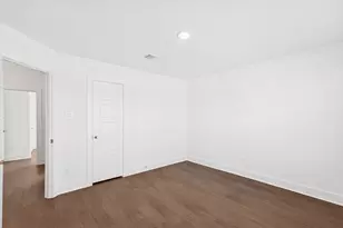 14129 Baikal Mnr Dr, Santa Fe, TX 77510 - Photo 17