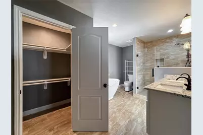 3715 Avenue O 1/2, Galveston, TX 77550 - Photo 23