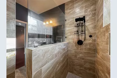 3715 Avenue O 1/2, Galveston, TX 77550 - Photo 21