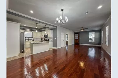 3715 Avenue O 1/2, Galveston, TX 77550 - Photo 5