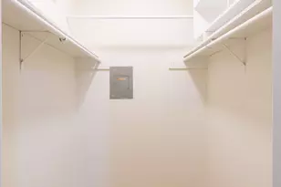 10049 Westpark Dr, Houston, TX 77042 - Photo 17