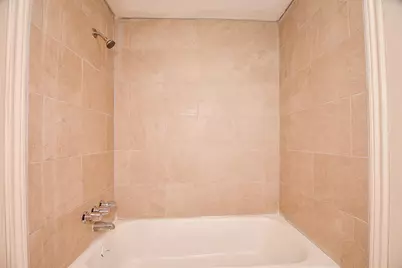 5810 Fontenelle Drive, Houston, TX 77035 - Photo 15