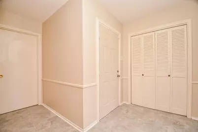 5810 Fontenelle Drive, Houston, TX 77035 - Photo 3