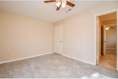 5810 Fontenelle Drive, Houston, TX 77035 - Photo 17