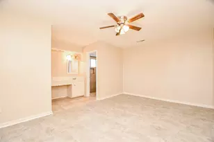 5810 Fontenelle Dr, Houston, TX 77035 - Photo 19