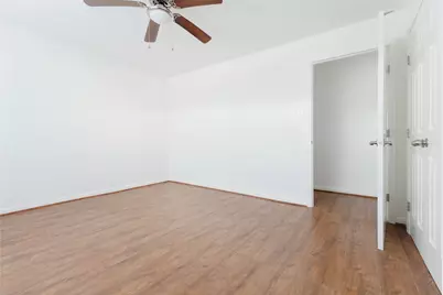 5315 Creekbend Drive, Houston, TX 77096 - Photo 3