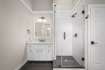 4417 Betty Street, Bellaire, TX 77401 - Photo 23