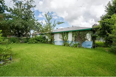 7926 Linda Vista Road, Houston, TX 77028 - Photo 3