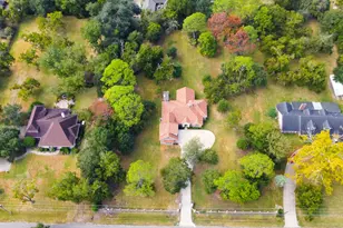1216 S Hill St, Alvin, TX 77511 - Photo 37