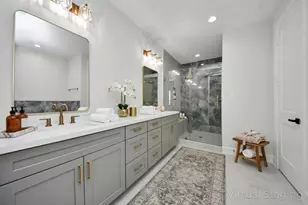 1605 Sylvester Rd, Houston, TX 77009 - Photo 25