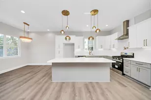 1605 Sylvester Rd, Houston, TX 77009 - Photo 11