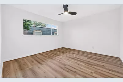 3300 Yorktown Street #28, Houston, TX 77056 - Photo 21