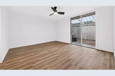 3300 Yorktown Street #28, Houston, TX 77056 - Photo 27