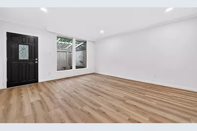 3300 Yorktown Street #28, Houston, TX 77056 - Photo 11