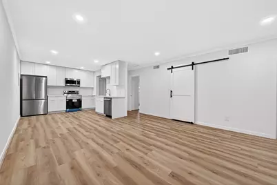 3300 Yorktown Street #28, Houston, TX 77056 - Photo 13
