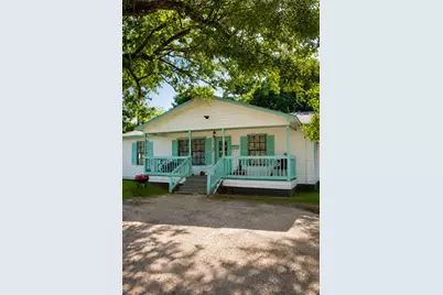 1914 Howell Avenue, La Marque, TX 77568 - Photo 1