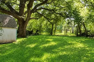 1914 Howell Ave, La Marque, TX 77568 - Photo 7