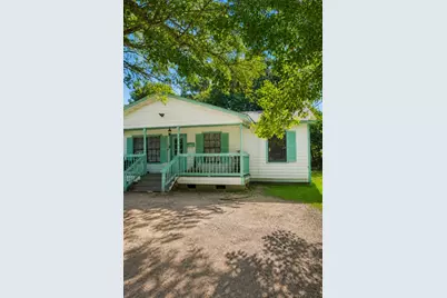 1914 Howell Avenue, La Marque, TX 77568 - Photo 3
