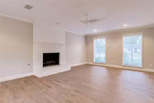 15203 Camelback Ct, Houston, TX 77079 - Photo 11