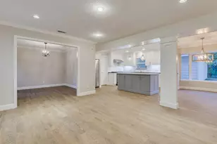 15203 Camelback Ct, Houston, TX 77079 - Photo 9