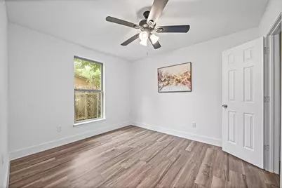 5518 Bretshire Drive, Houston, TX 77016 - Photo 25