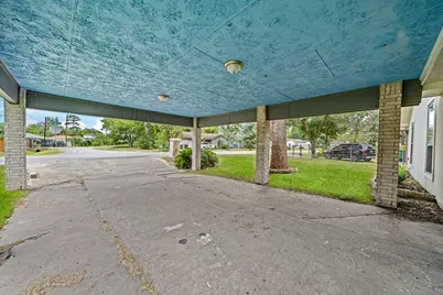 5518 Bretshire Drive, Houston, TX 77016 - Photo 37
