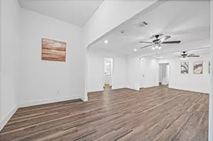 5518 Bretshire Dr, Houston, TX 77016 - Photo 5