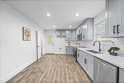 5518 Bretshire Drive, Houston, TX 77016 - Photo 15
