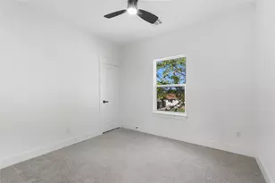 123 S Virginia Ave, La Porte, TX 77571 - Photo 13