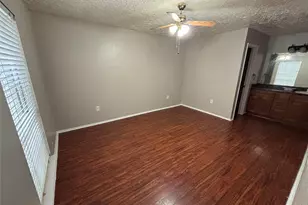 13015 Birch Grove Dr, Houston, TX 77099 - Photo 5