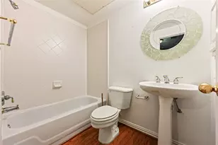7130 Windwater Pkwy N, Houston, TX 77036 - Photo 15