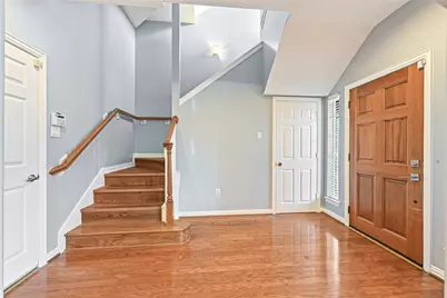 7130 Windwater Parkway N, Houston, TX 77036 - Photo 11