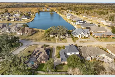 204 Arrowhead Drive, Lake Jackson, TX 77566 - Photo 41