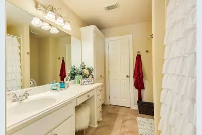 204 Arrowhead Drive, Lake Jackson, TX 77566 - Photo 27