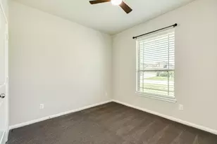 765 Rosewood Ln, Angleton, TX 77515 - Photo 19