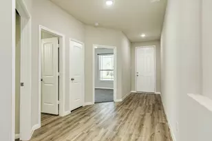 765 Rosewood Ln, Angleton, TX 77515 - Photo 13