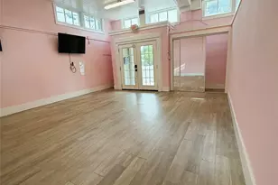 1801 Avenue L, Galveston, TX 77550 - Photo 5