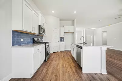 5 Keystone Court, Angleton, TX 77515 - Photo 11