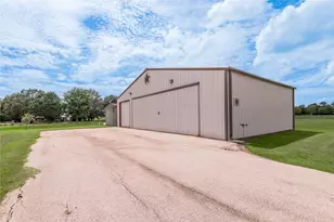 150 Air Park Dr, Livingston, TX 77351 - Photo 31